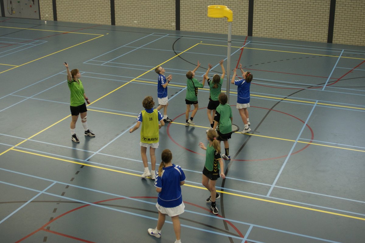 Korfbal D2  14 januari-15.JPG